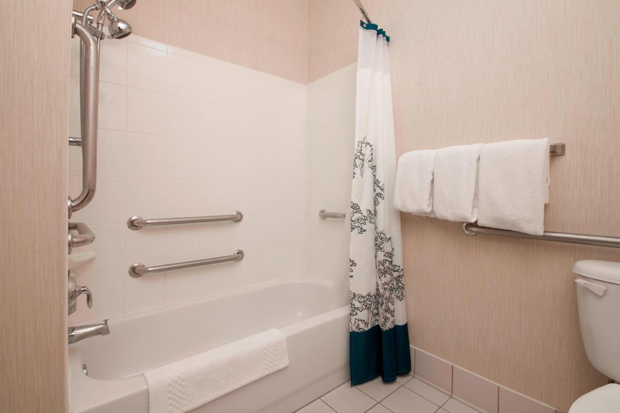 By Marriott North Stone Oak San Antonio