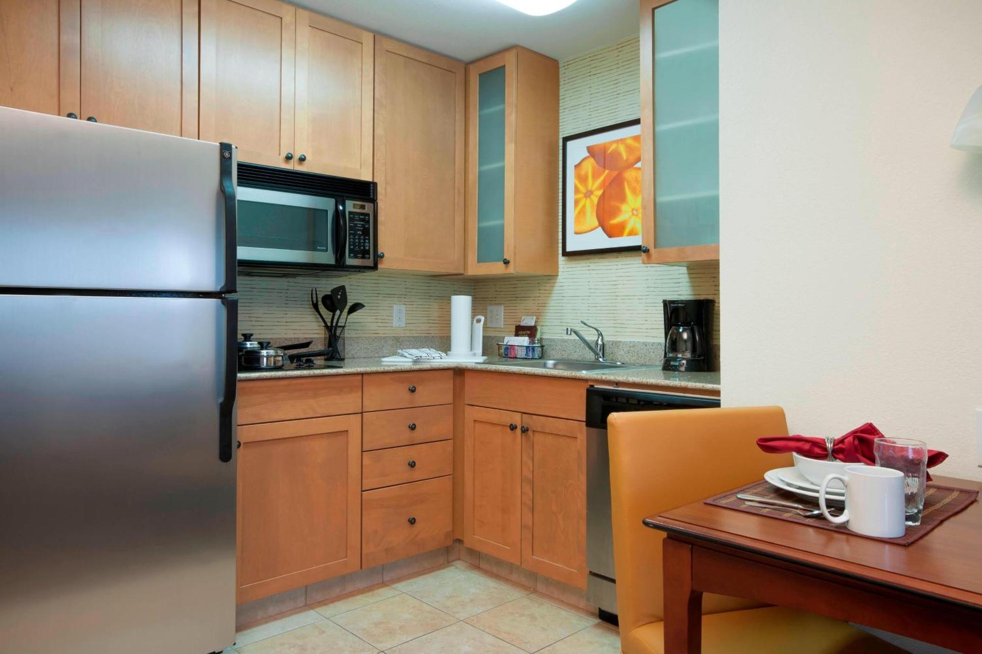 By Marriott North Stone Oak 3* San Antonio