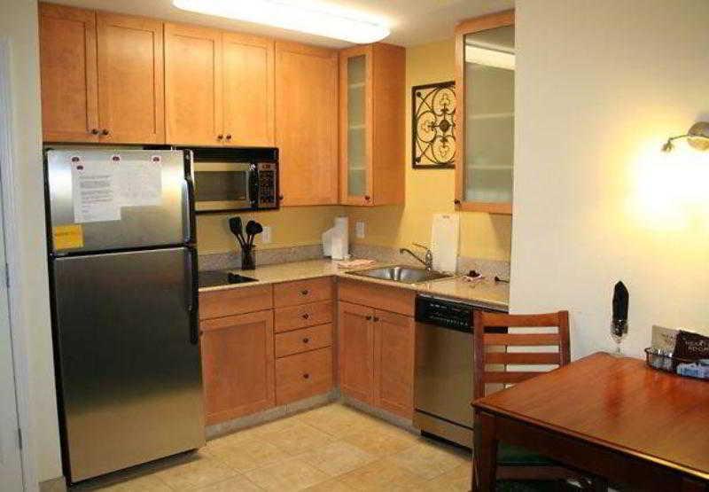 Hotel By Marriott North Stone Oak San Antonio