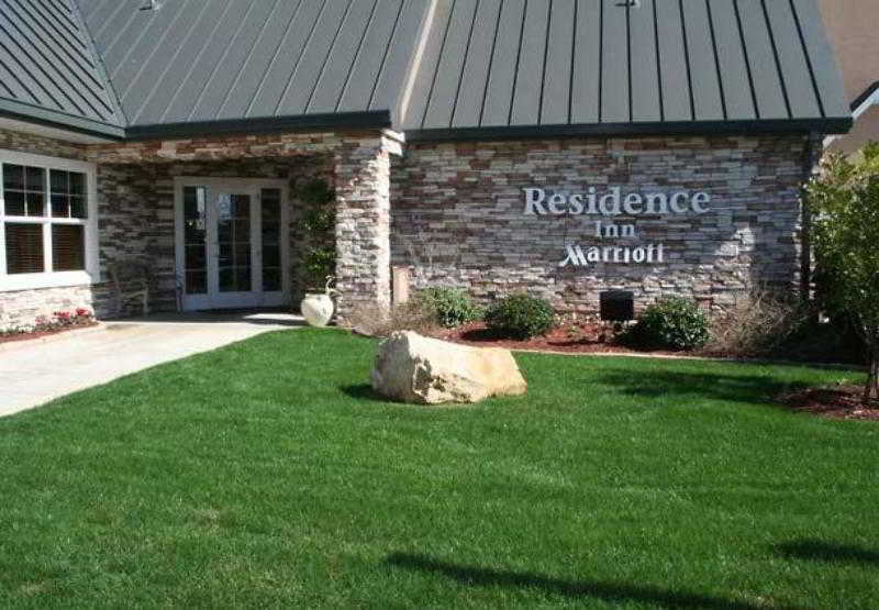 By Marriott North Stone Oak Hotel