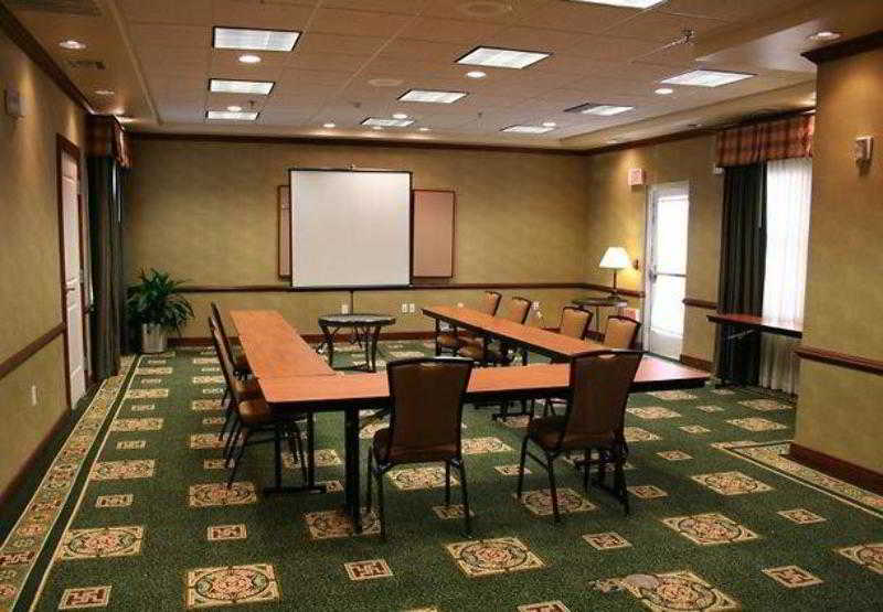 Hotel By Marriott North Stone Oak 3*